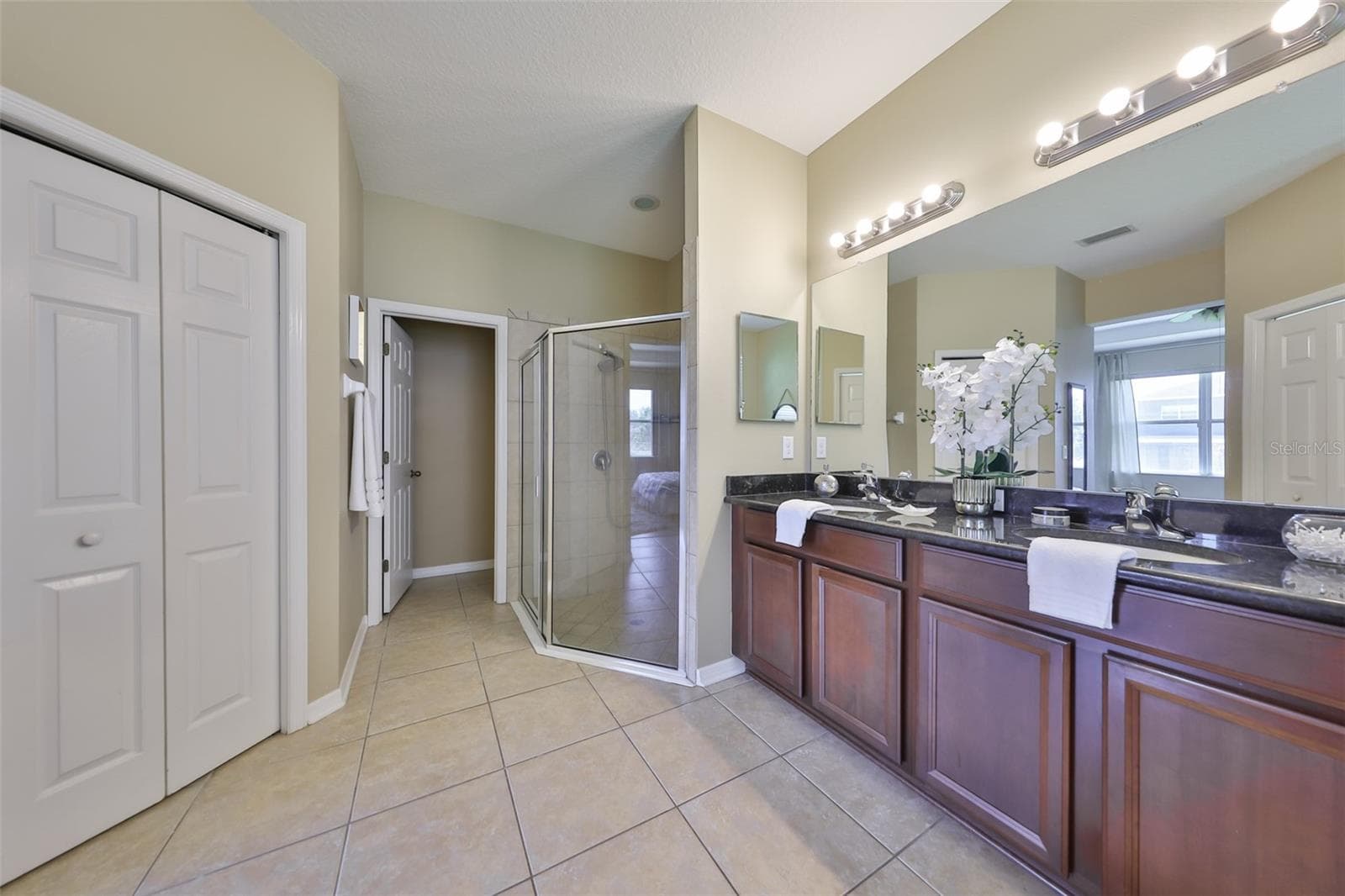 Single Family Residence at 11408 COVENTRY GROVE CIR, LITHIA, photo 41 of 50