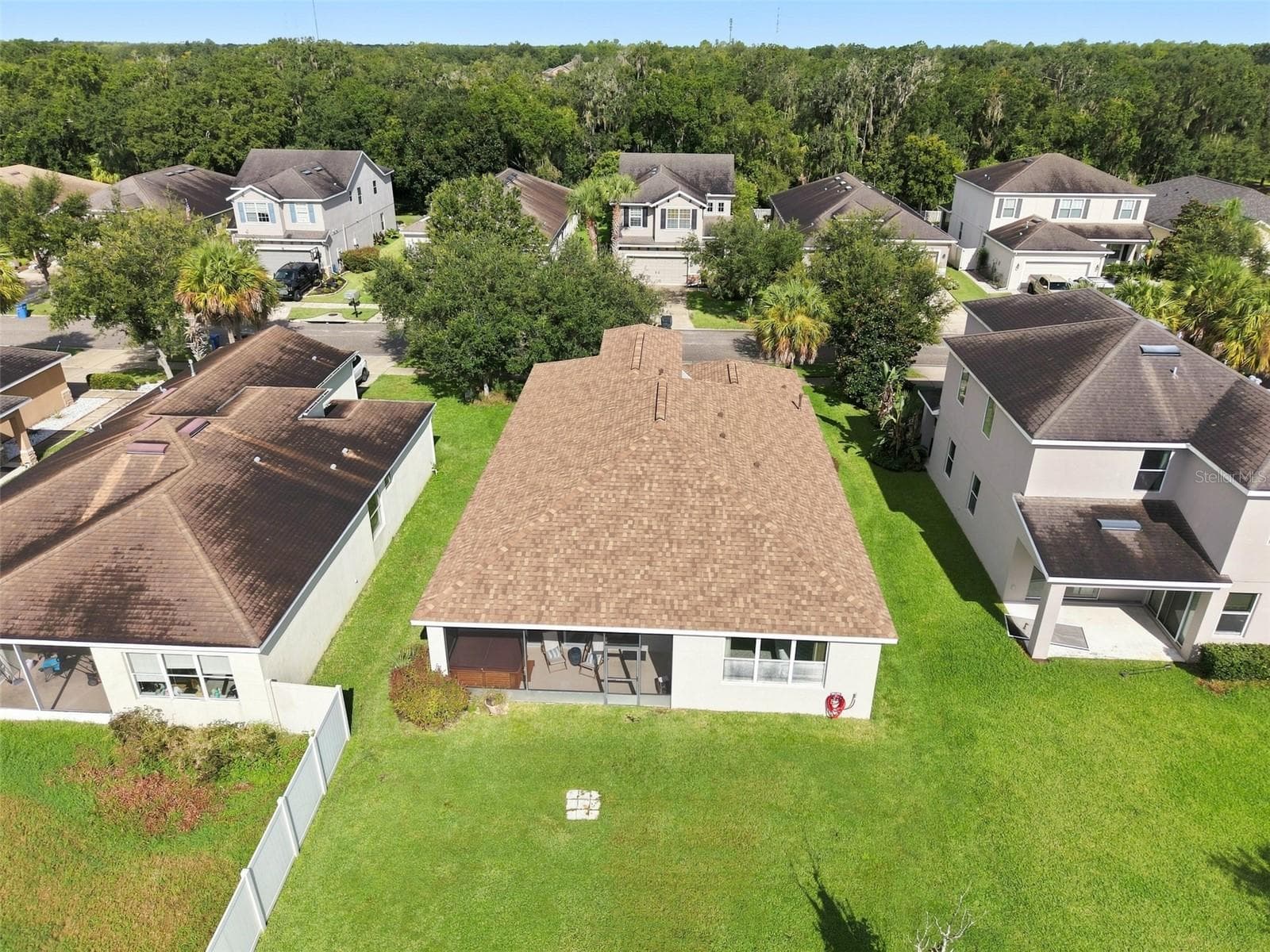 Single Family Residence at 11408 COVENTRY GROVE CIR, LITHIA, photo 47 of 50