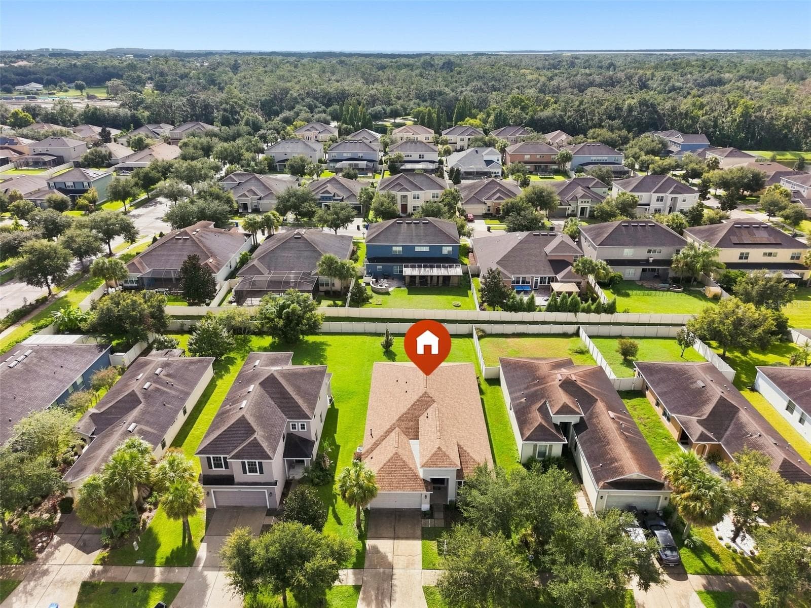 Single Family Residence at 11408 COVENTRY GROVE CIR, LITHIA, photo 3 of 50