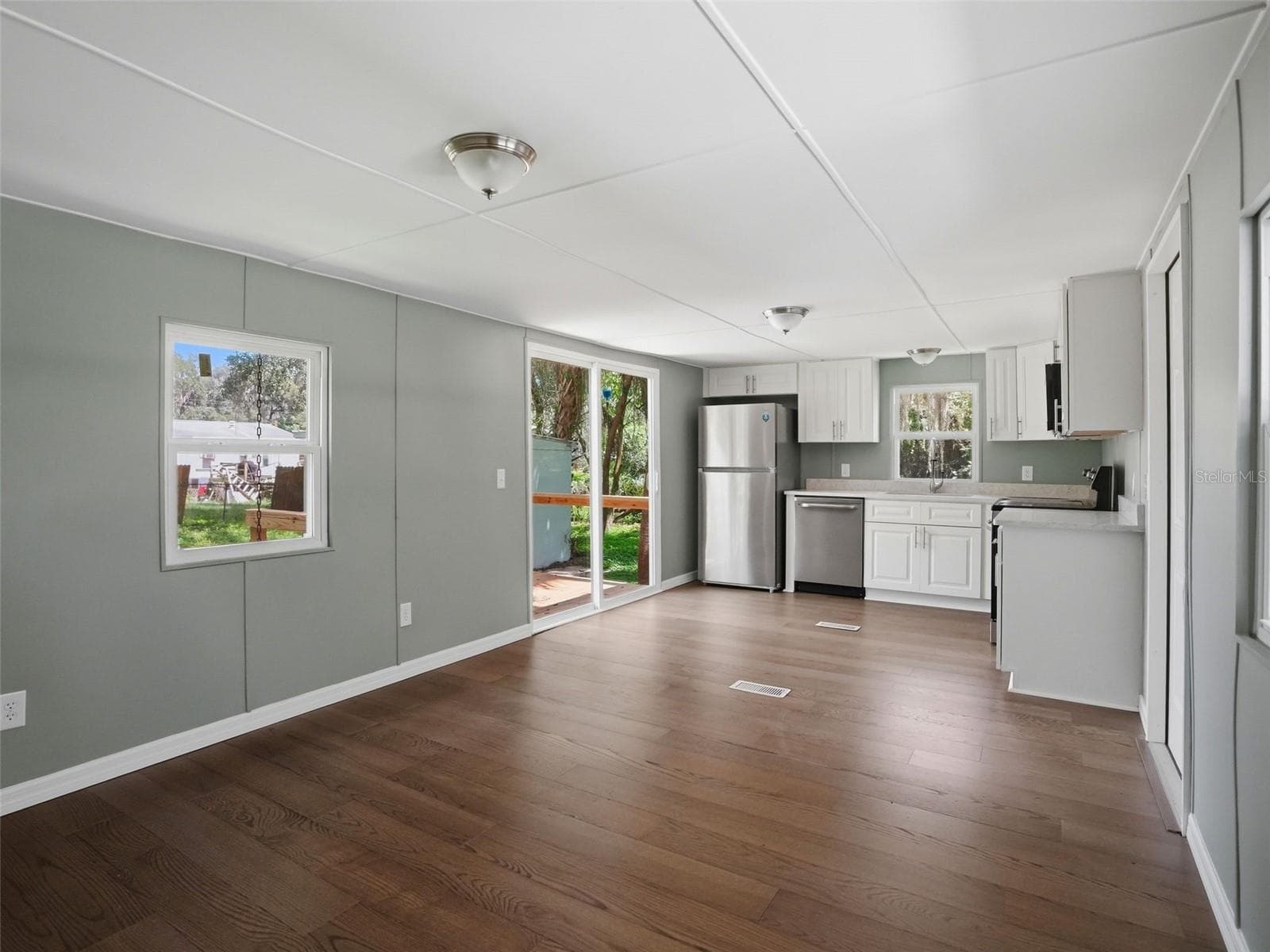 Mobile Home at 9239 OTTAWA ST, NEW PORT RICHEY, photo 15 of 28