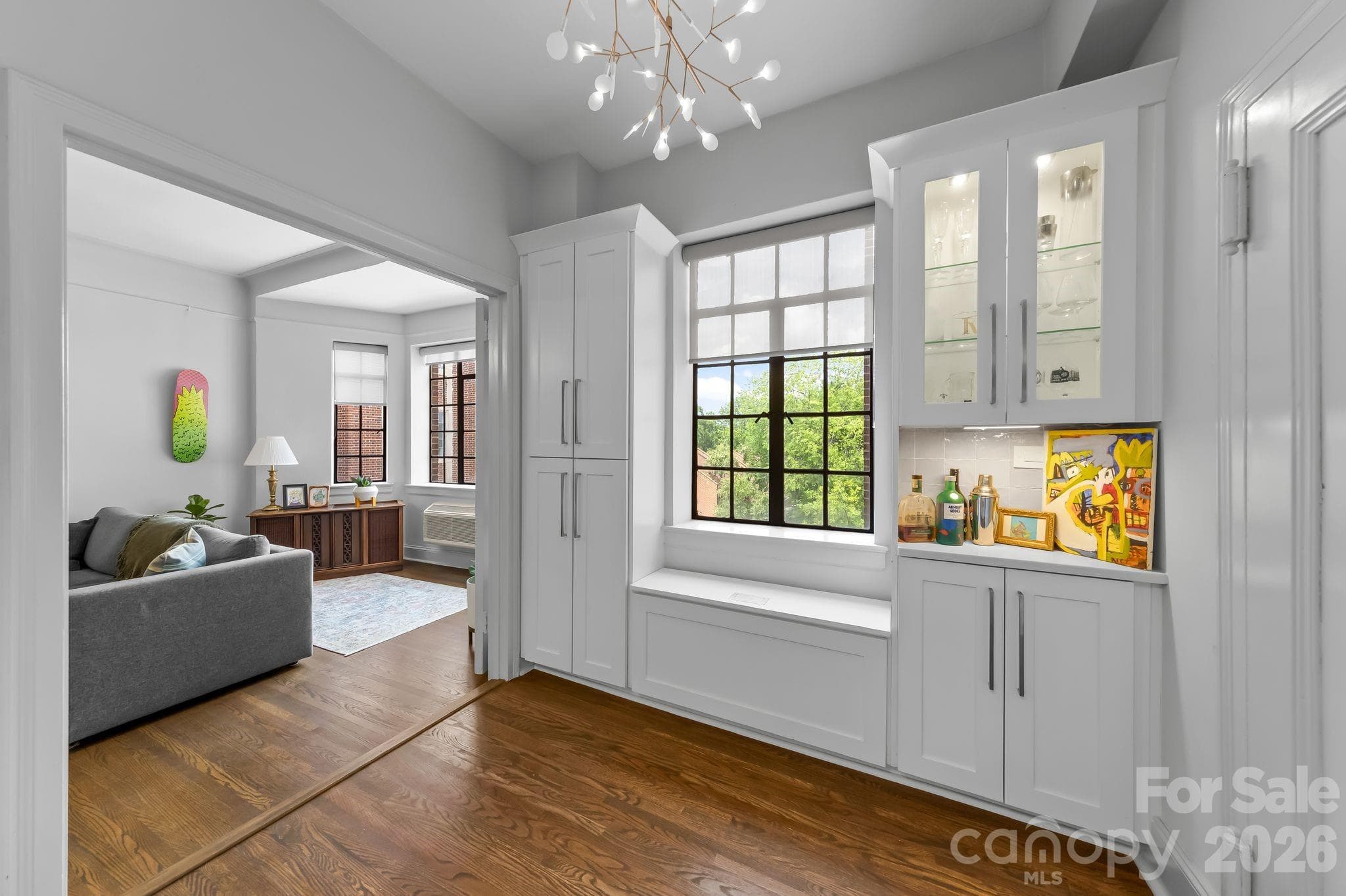 Condominium at 301 W 10th Street, Charlotte, photo 13 of 21