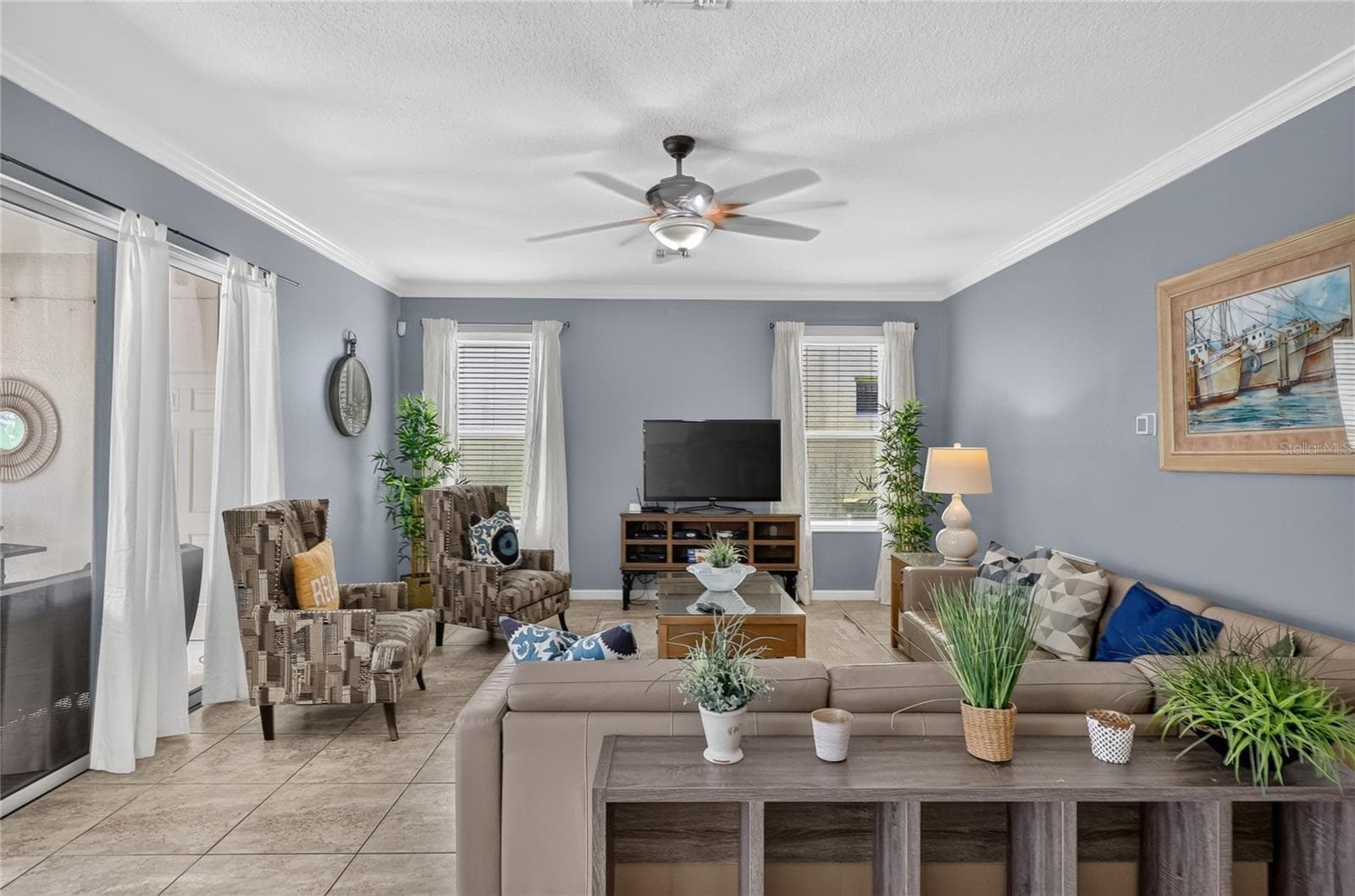 Single Family Residence at 427 ORANGE COSMOS BLVD, DAVENPORT, photo 11 of 44