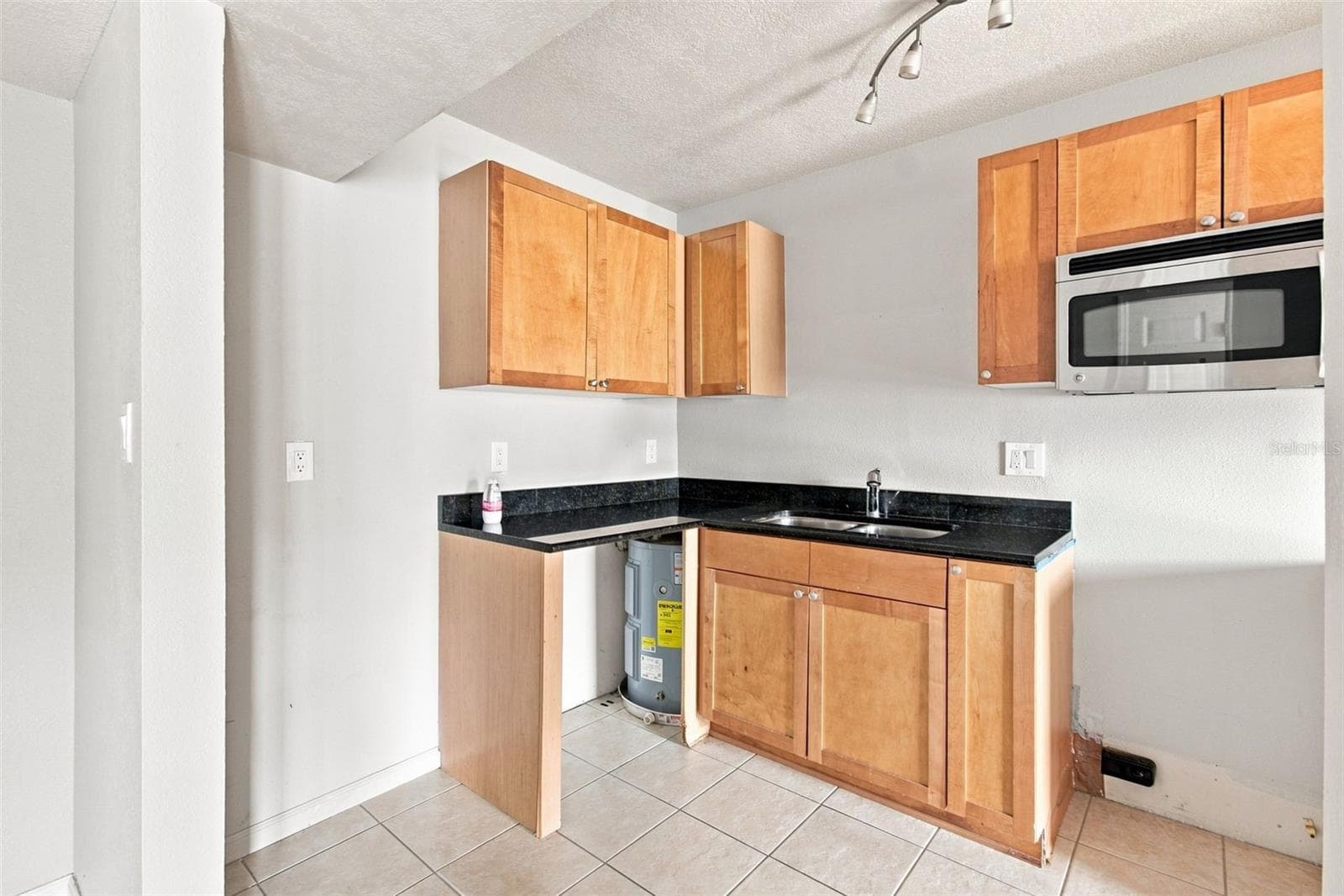 Condominium at 3889 POMPANO DR SE #A, ST PETERSBURG, photo 8 of 87