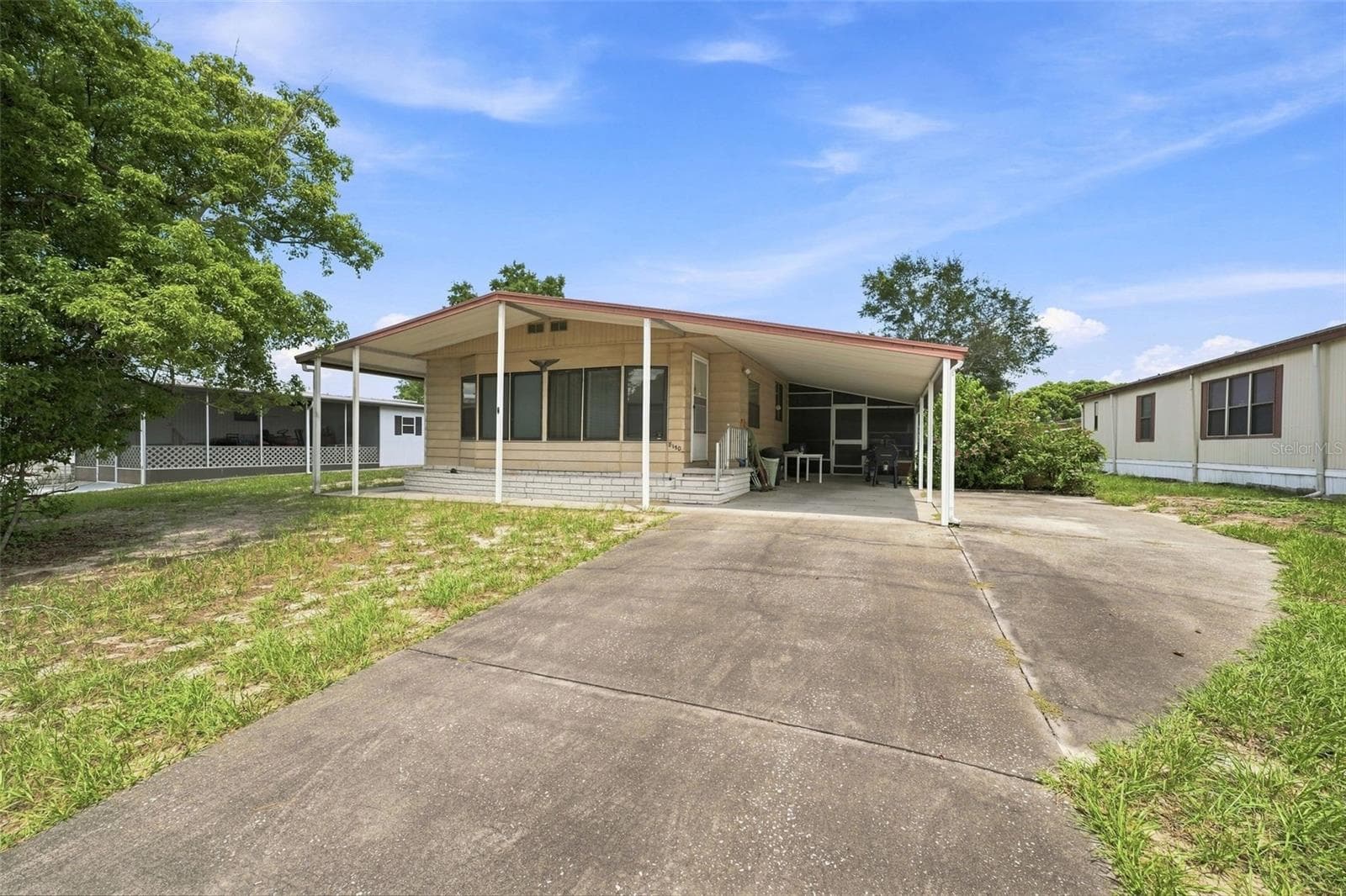 Front Exterior - 8150 MODENA AVE, BROOKSVILLE