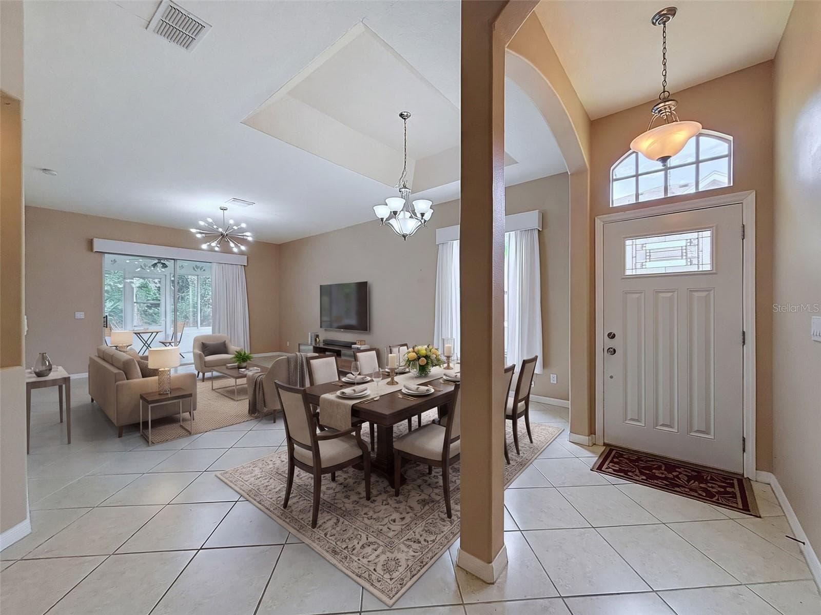 Side entry with arch into main living area - 11440 GOLF ROUND DR, NEW PORT RICHEY