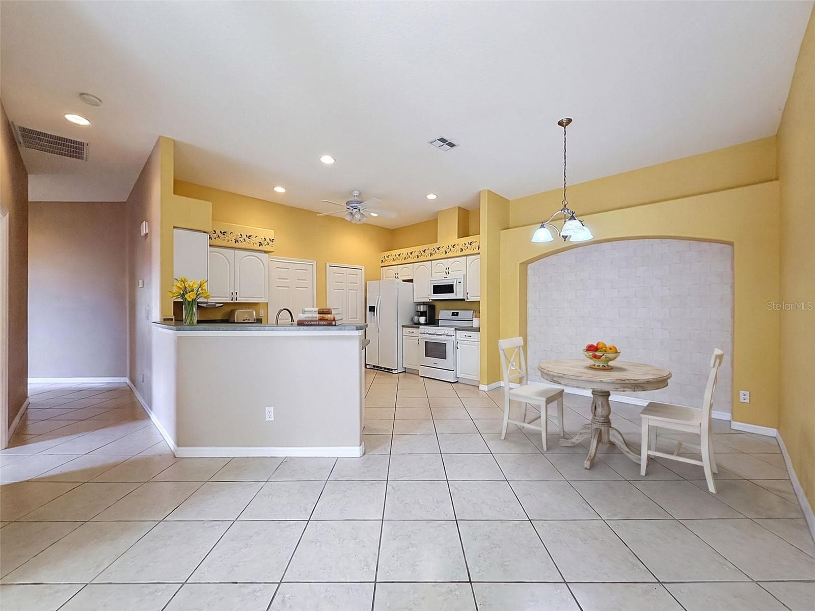 Villa at 11440 GOLF ROUND DR, NEW PORT RICHEY, photo 5 of 31