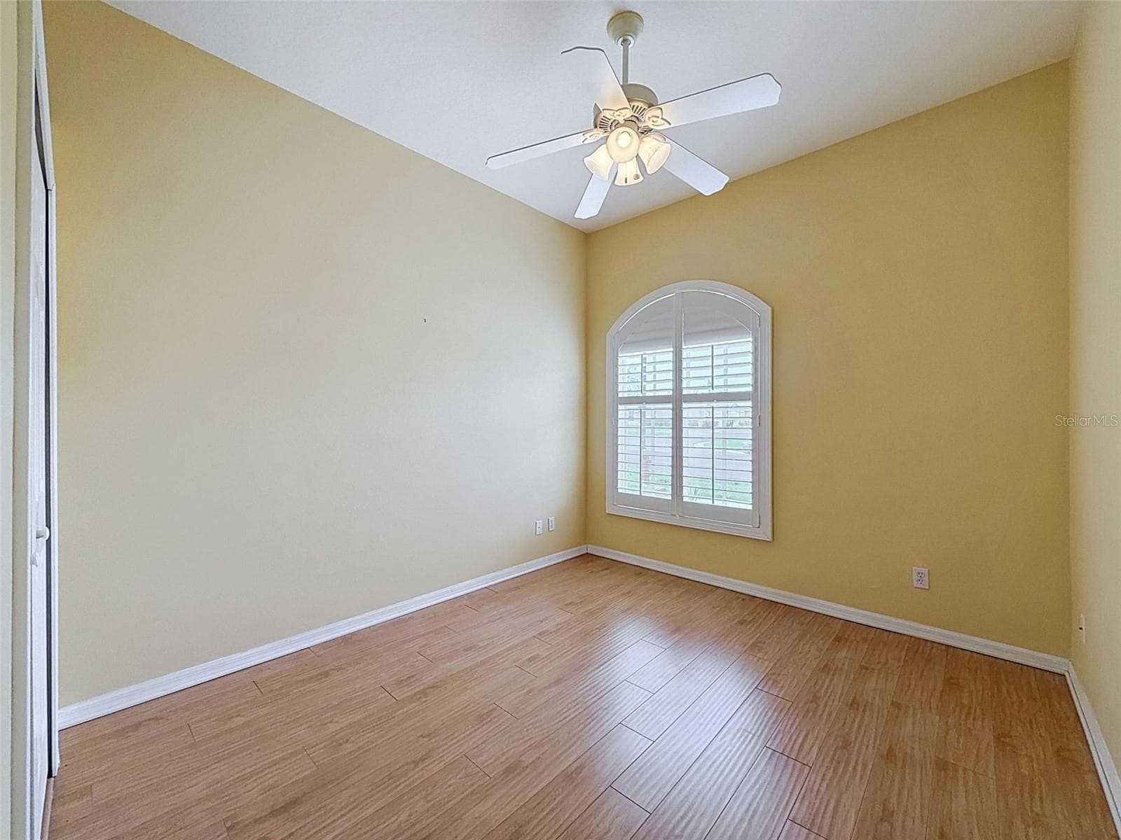Bedroom 3 with shutters - 11440 GOLF ROUND DR, NEW PORT RICHEY