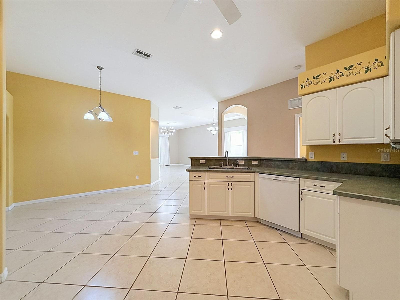 Villa at 11440 GOLF ROUND DR, NEW PORT RICHEY, photo 19 of 31