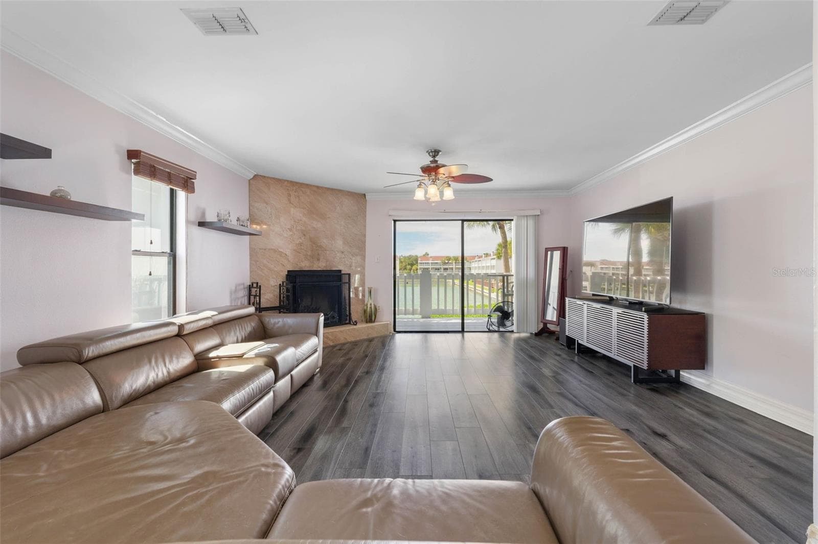 Townhouse at 12140 CAPRI CIR S, TREASURE ISLAND, photo 7 of 53