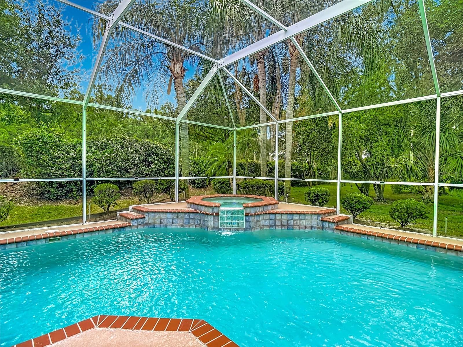 Single Family Residence at 10221 GARDEN ALCOVE DR, TAMPA, photo 4 of 65