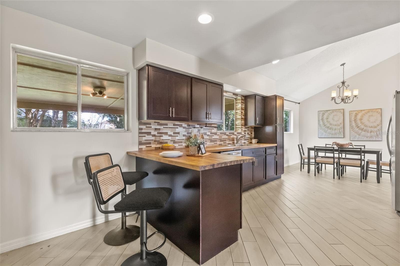 Single Family Residence at 7925 SNOWBERRY CIR, ORLANDO, photo 13 of 41