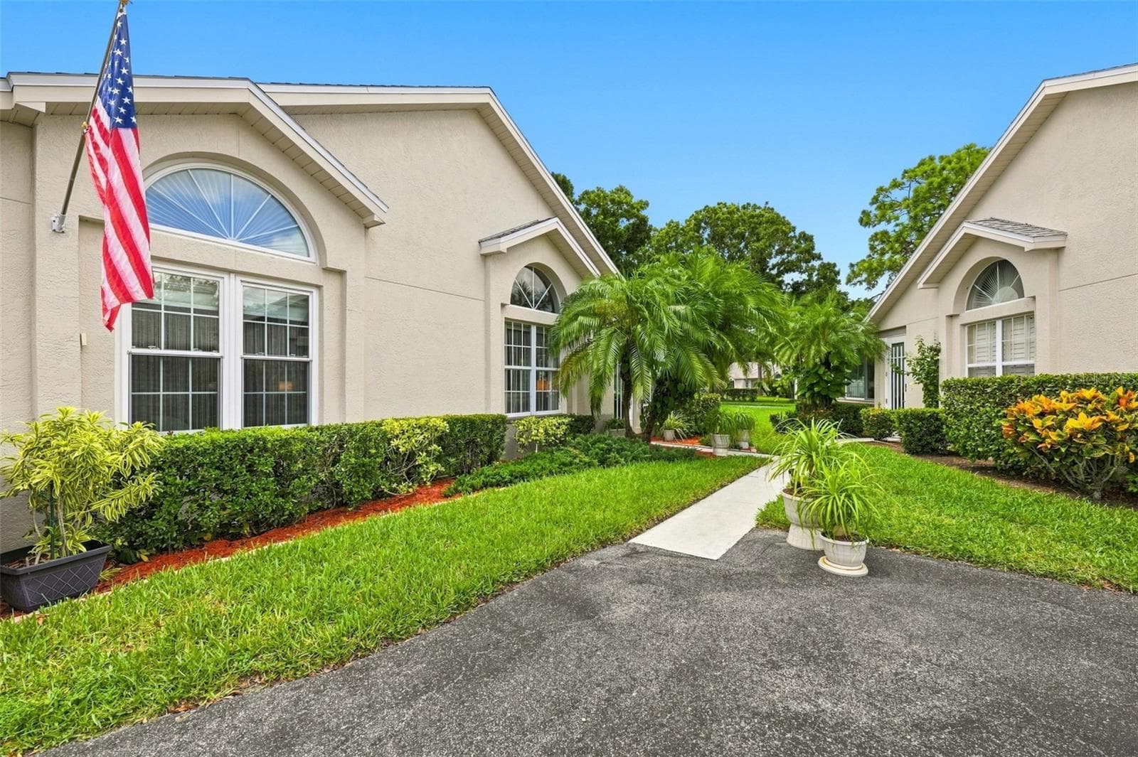 Condominium at 1131 GOLFVIEW WOODS DR, RUSKIN, photo 2 of 52