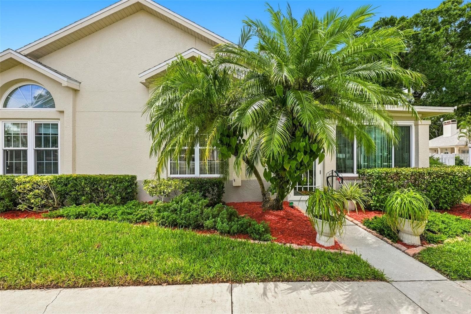 Condominium at 1131 GOLFVIEW WOODS DR, RUSKIN, photo 4 of 52