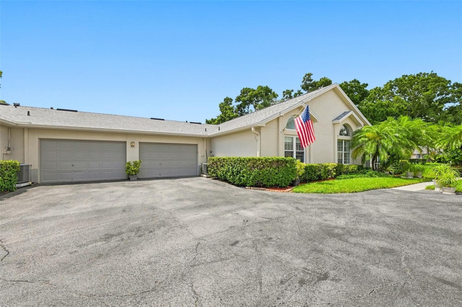 Condominium at 1131 GOLFVIEW WOODS DR, RUSKIN, photo 5 of 52