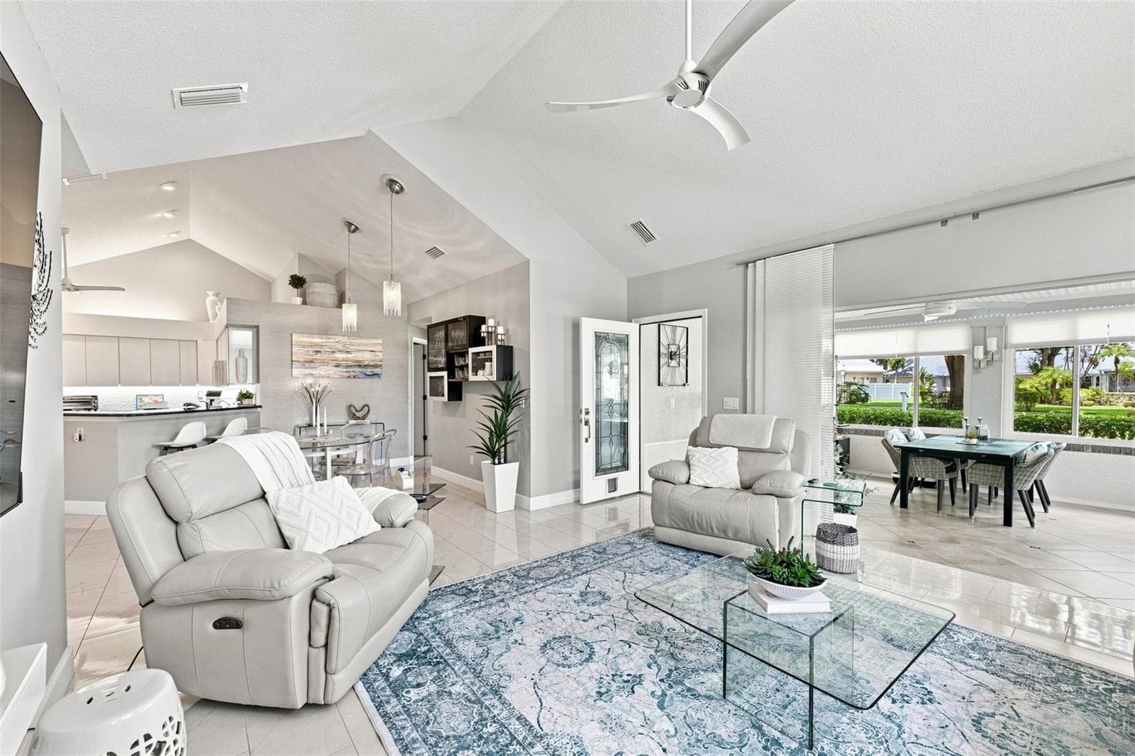 Condominium at 1131 GOLFVIEW WOODS DR, RUSKIN, photo 10 of 52