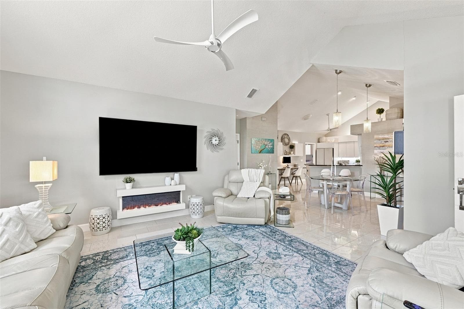 Condominium at 1131 GOLFVIEW WOODS DR, RUSKIN, photo 12 of 52