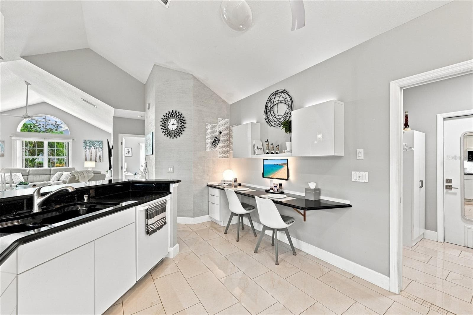 Condominium at 1131 GOLFVIEW WOODS DR, RUSKIN, photo 18 of 52
