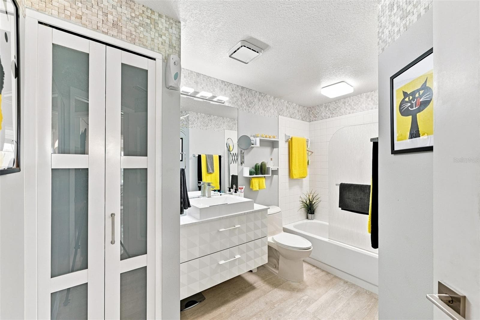 Condominium at 1131 GOLFVIEW WOODS DR, RUSKIN, photo 35 of 52