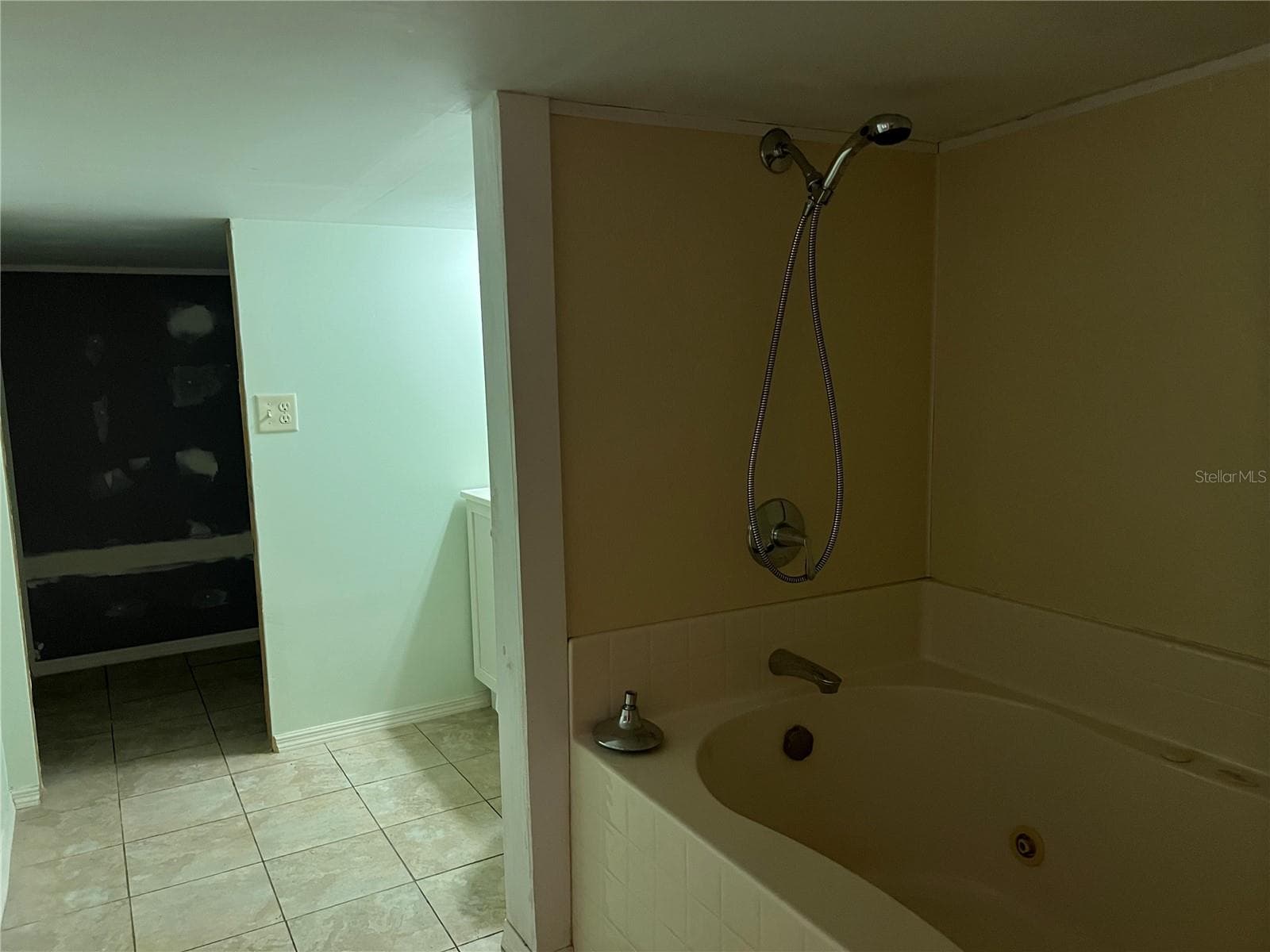 Mobile Home at 31800 E SKYLINE DR, DELAND, photo 21 of 26