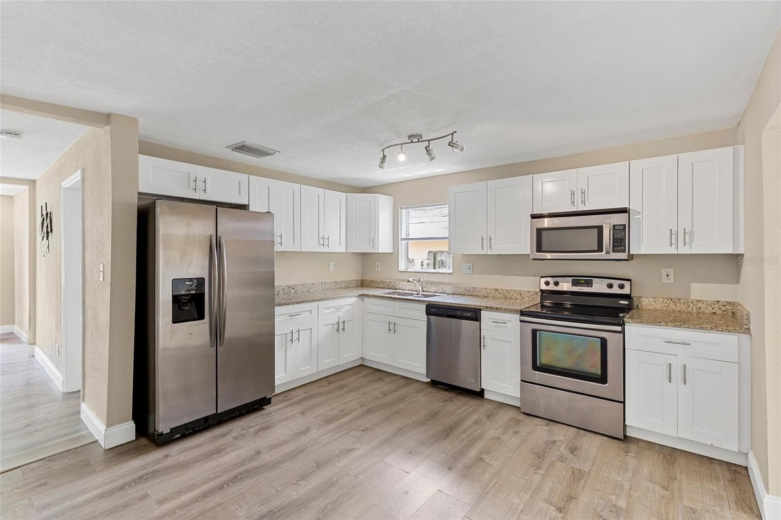 Single Family Residence at 118 DAVID AVE, CLEARWATER, photo 2 of 43