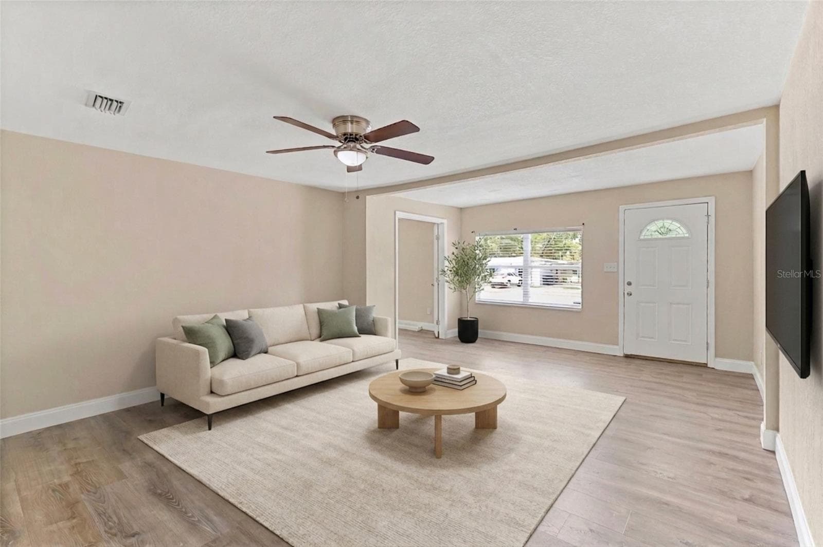 Single Family Residence at 118 DAVID AVE, CLEARWATER, photo 5 of 43