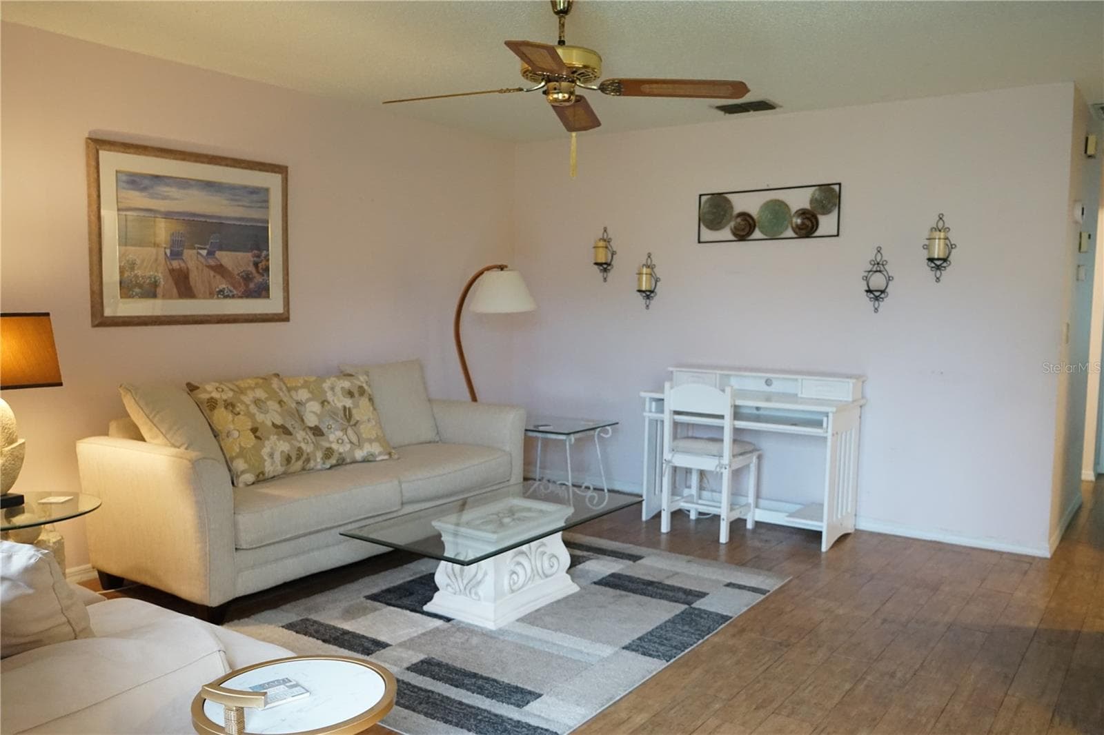 enter into living space - 1904 CANTERBURY LN #24, SUN CITY CENTER