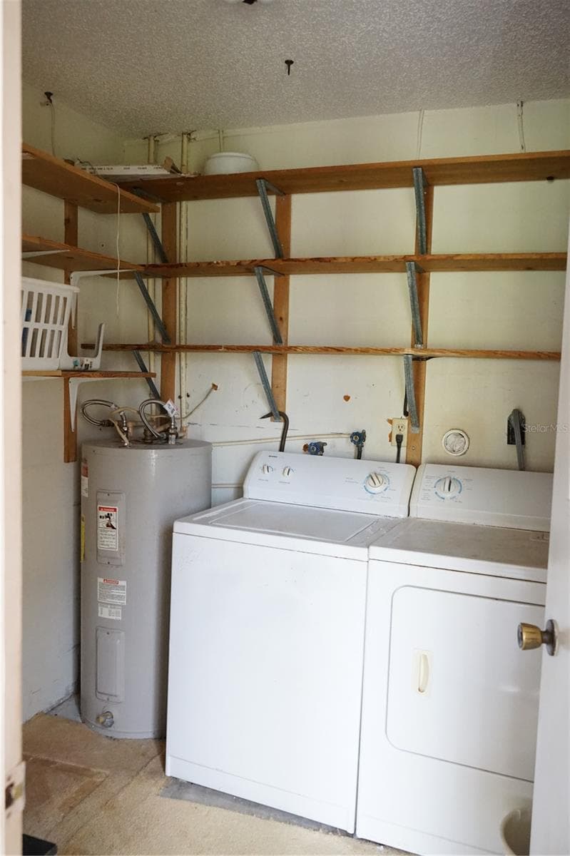 laundry room - 1904 CANTERBURY LN #24, SUN CITY CENTER