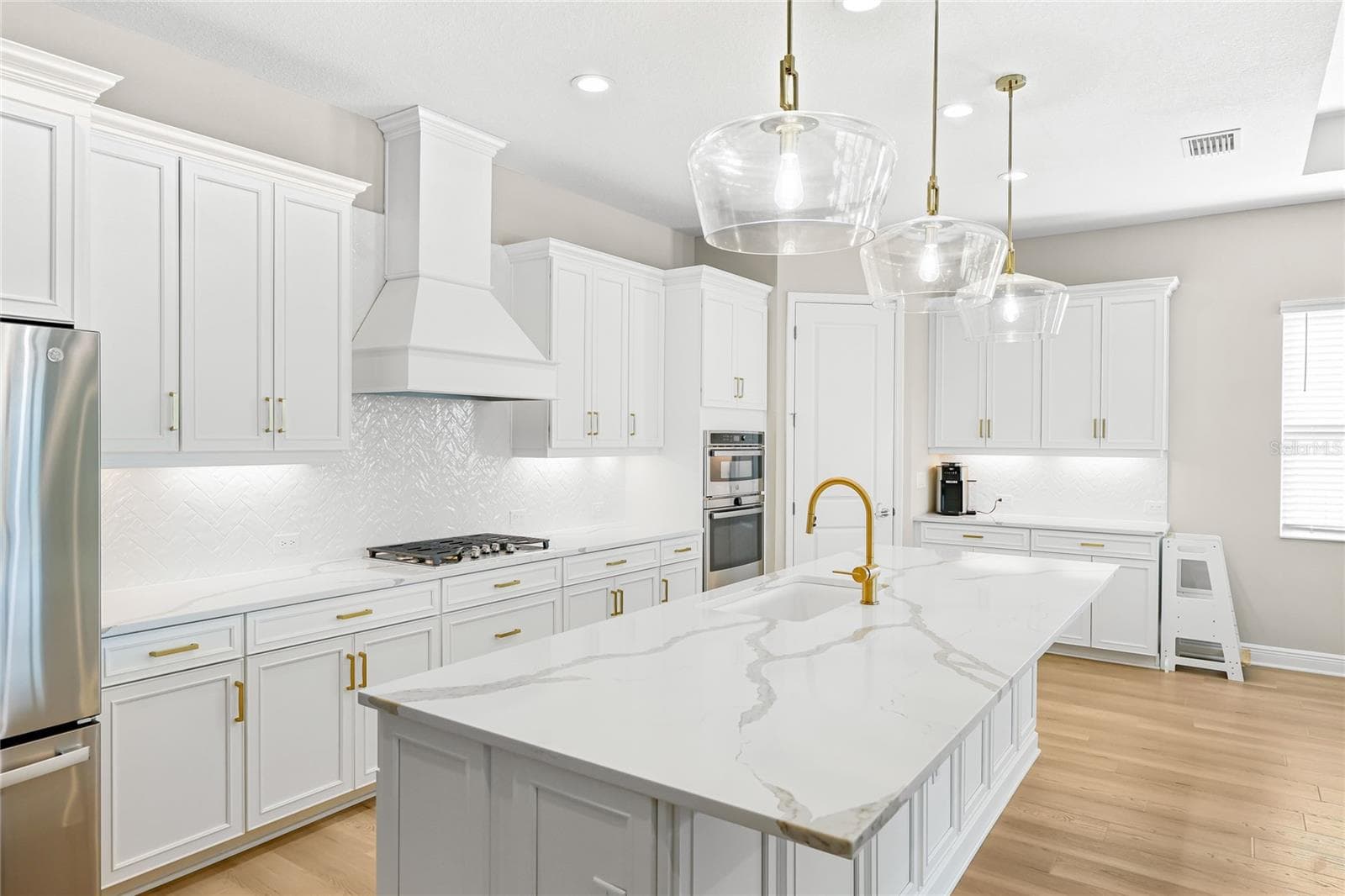 Single Family Residence at 14523 PADDLERS XING, PARRISH, photo 10 of 64