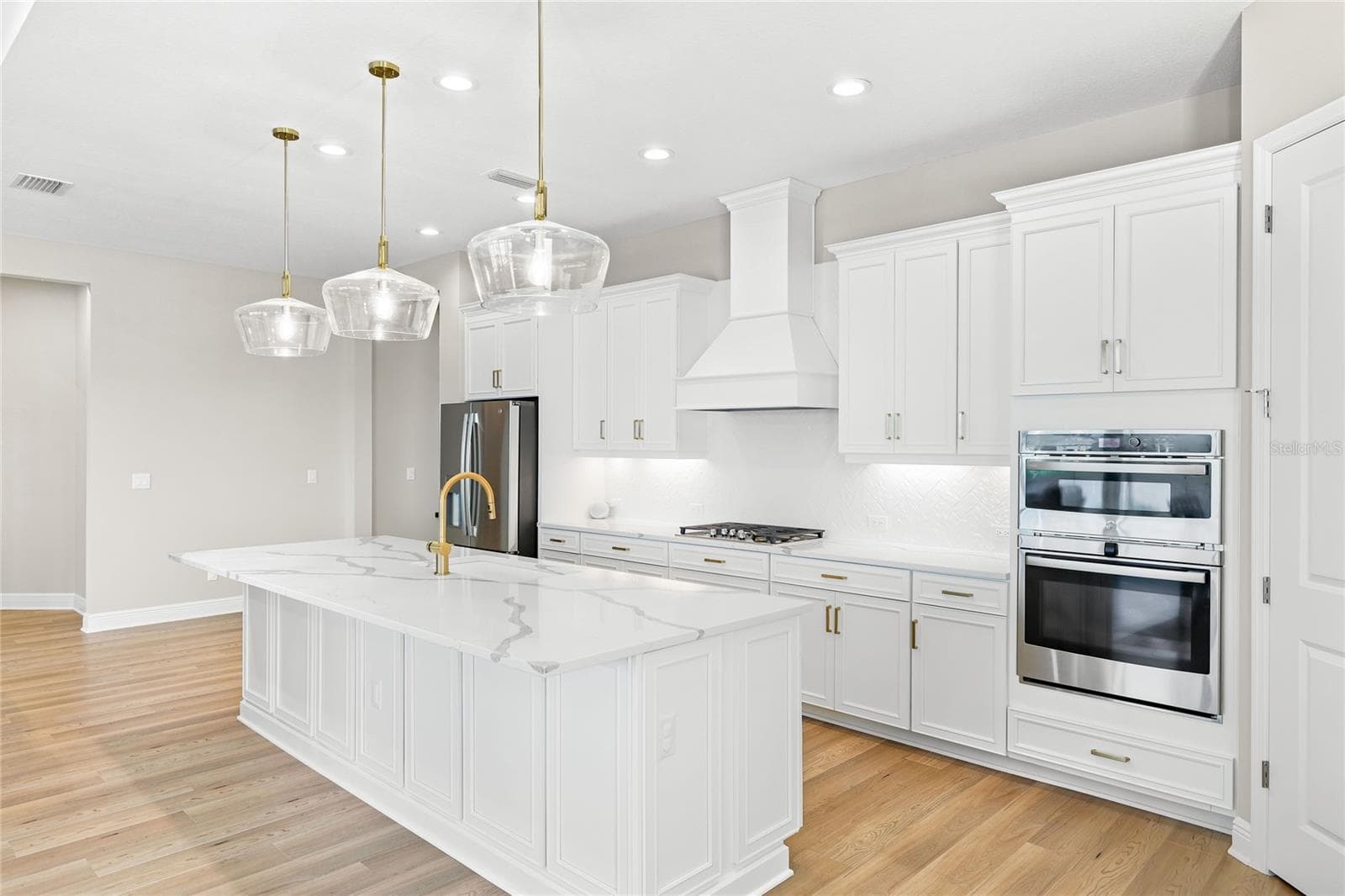 Single Family Residence at 14523 PADDLERS XING, PARRISH, photo 11 of 64