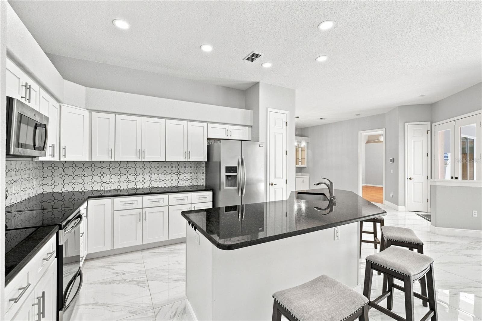 Kitchen - 5333 LEATHER SADDLE LN, SPRING HILL