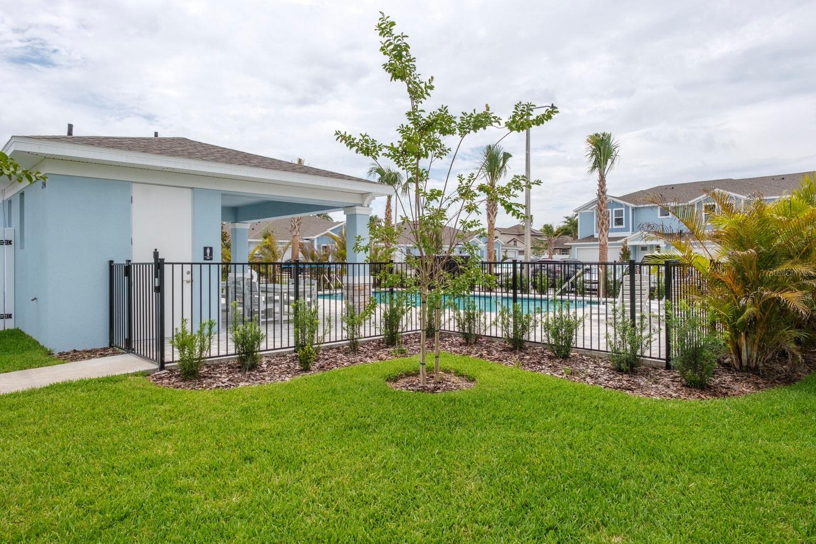 Villa at 2564 MARIO WAY, CLEARWATER, photo 4 of 11