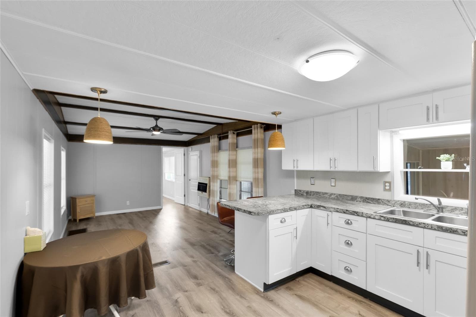 Mobile Home at 24631 PALMETTO DR, LEESBURG, photo 14 of 34