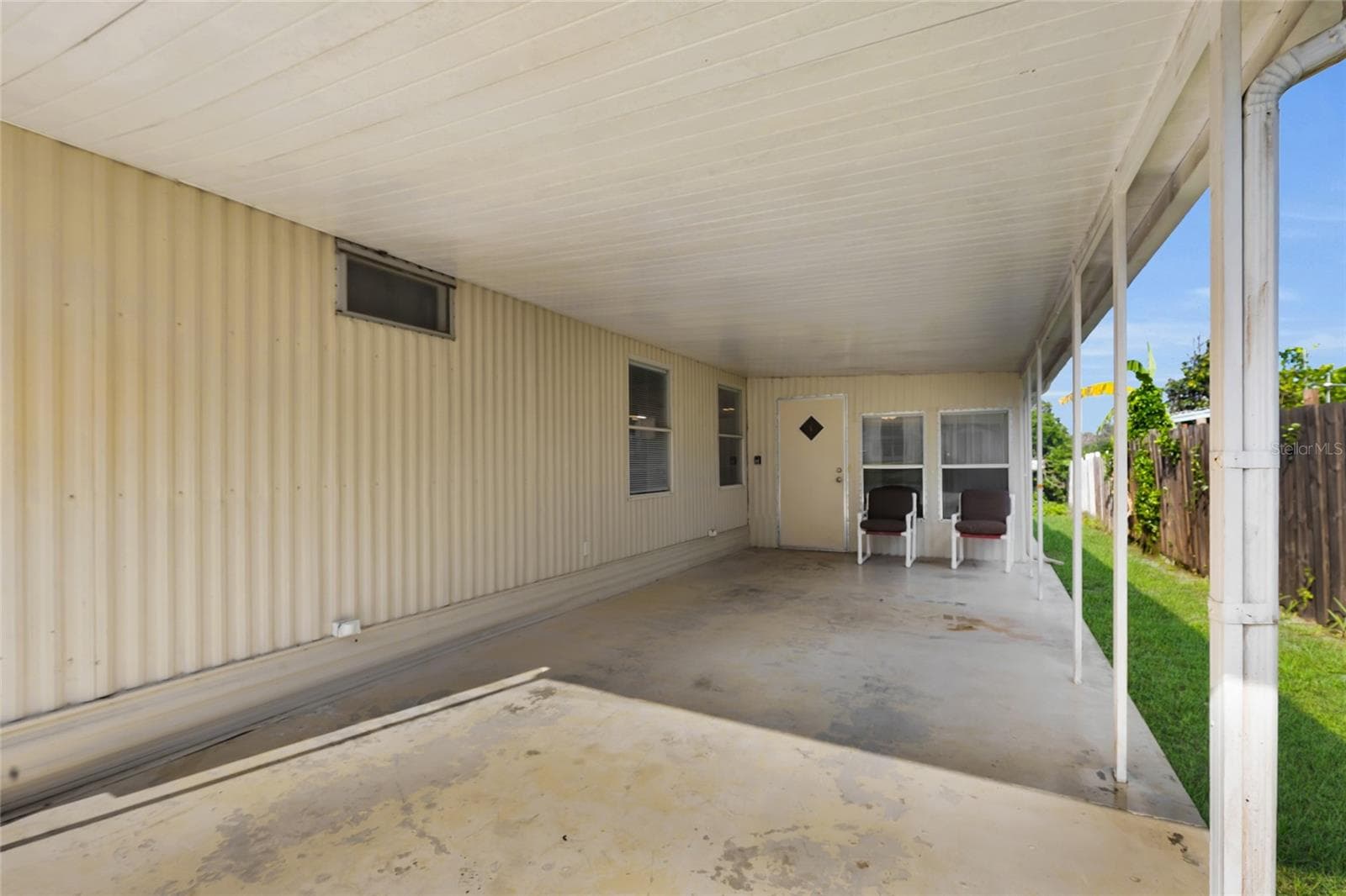 Mobile Home at 24631 PALMETTO DR, LEESBURG, photo 25 of 34