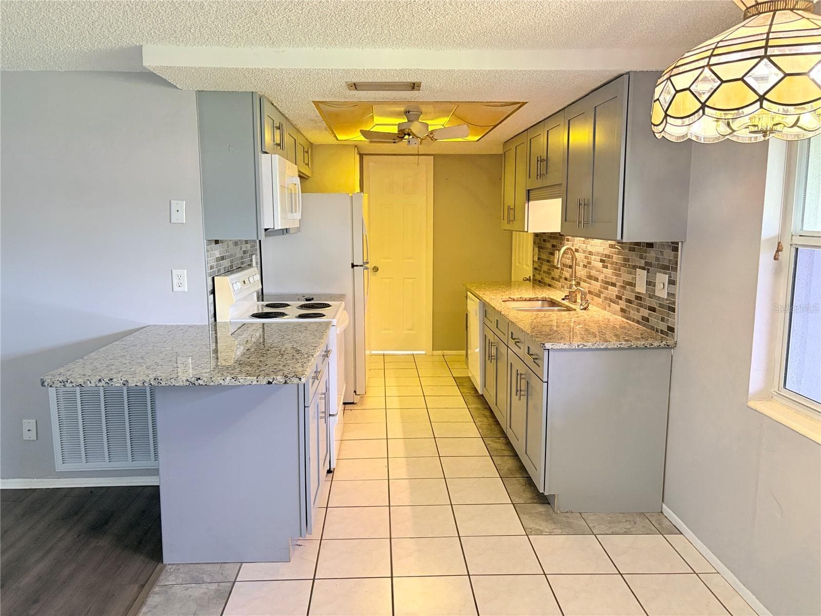 Single Family Residence at 3544 WILSON DR, HOLIDAY, photo 10 of 39