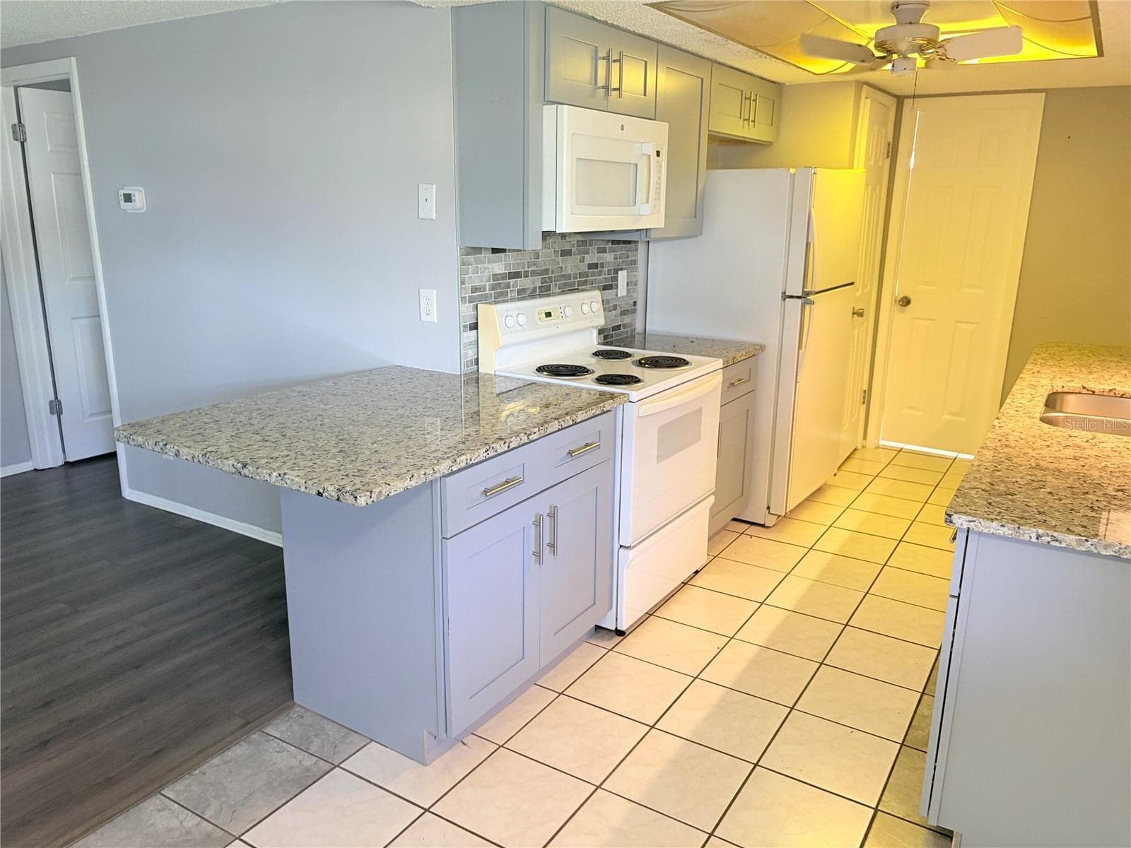 Single Family Residence at 3544 WILSON DR, HOLIDAY, photo 11 of 39