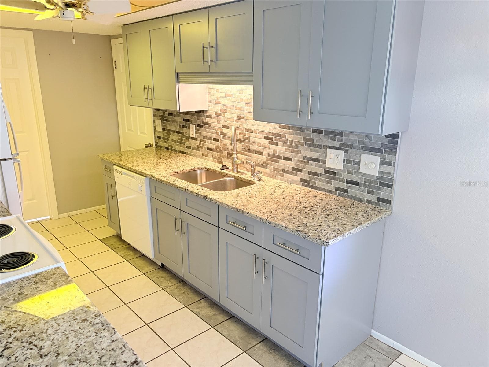 Single Family Residence at 3544 WILSON DR, HOLIDAY, photo 12 of 39