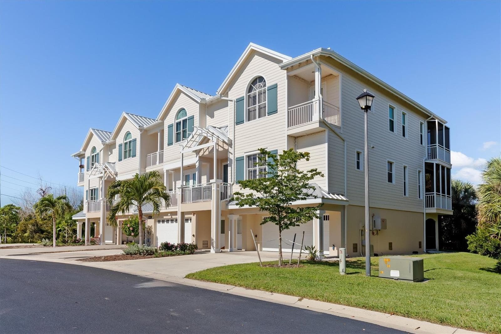10300 TARPON LANDINGS TER #4