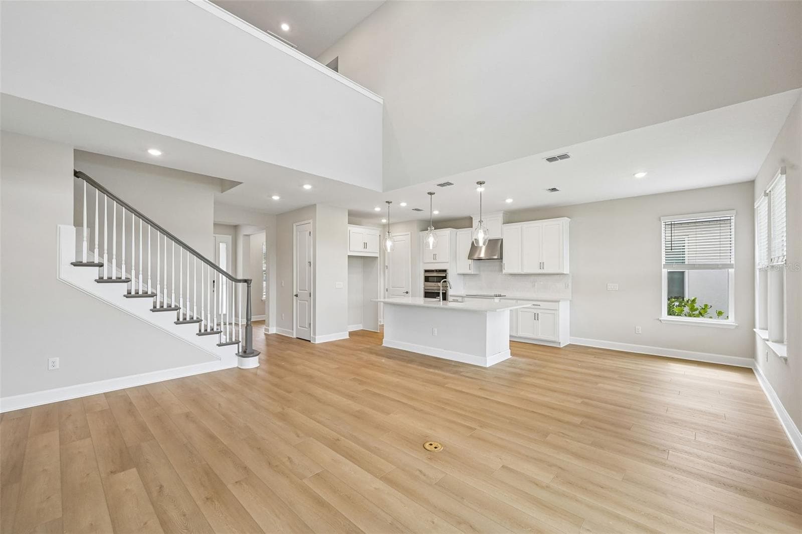 7057 Foxboro Way ~ Ready Now! - 7057 FOXBORO WAY, NOKOMIS