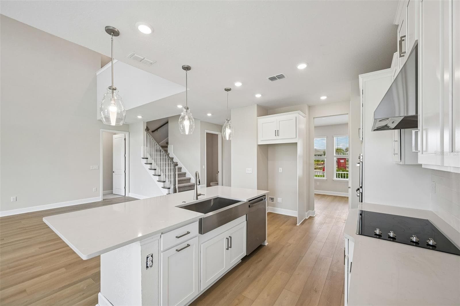 7057 Foxboro Way ~ Ready Now! - 7057 FOXBORO WAY, NOKOMIS