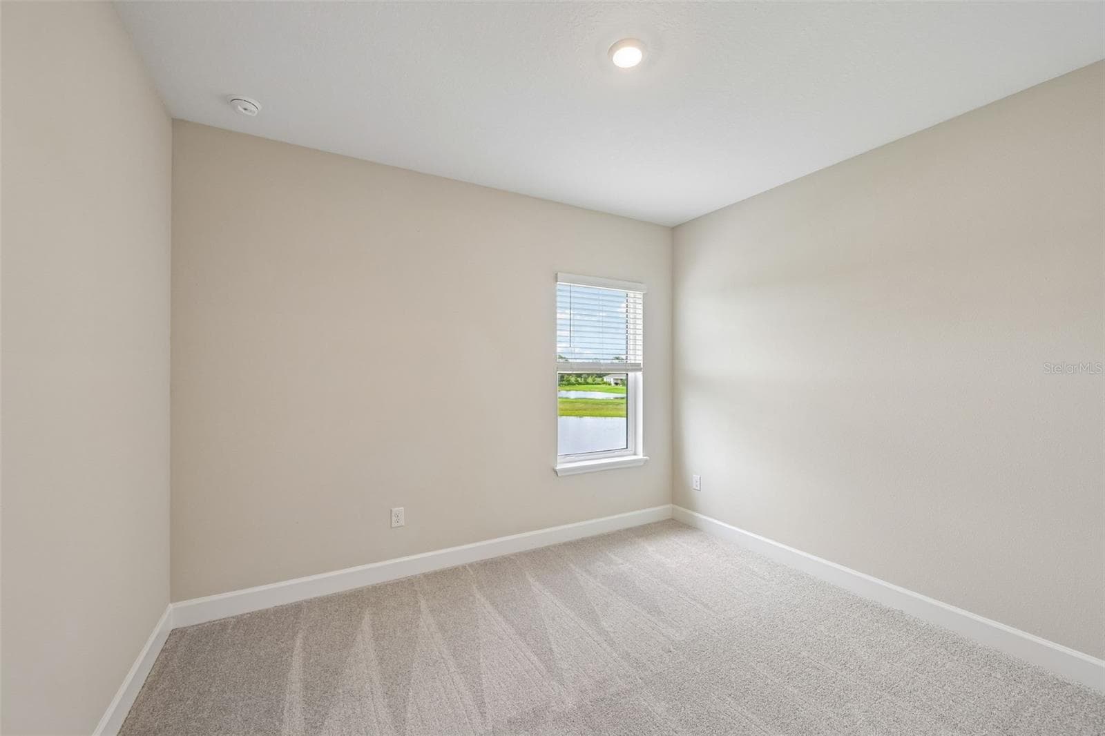 7057 Foxboro Way ~ Ready Now! - 7057 FOXBORO WAY, NOKOMIS