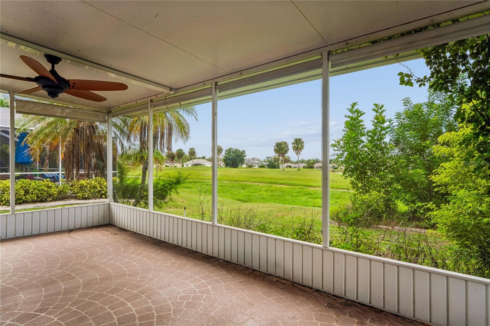 Single Family Residence at 2336 E DEL WEBB BLVD, SUN CITY CENTER, photo 39 of 57