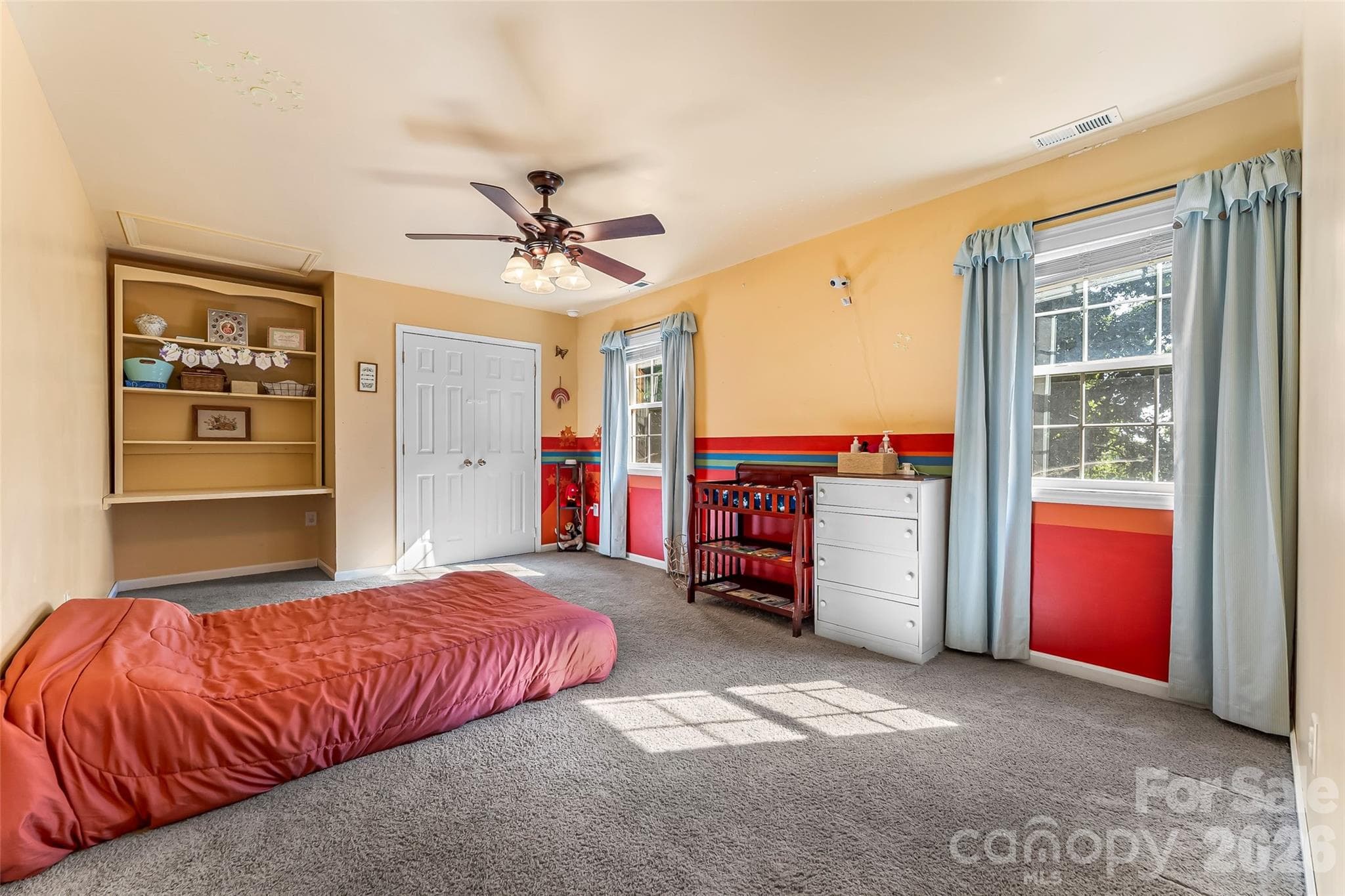Single Family Residence at 5468 Valley Run Street, Hickory, photo 18 of 37