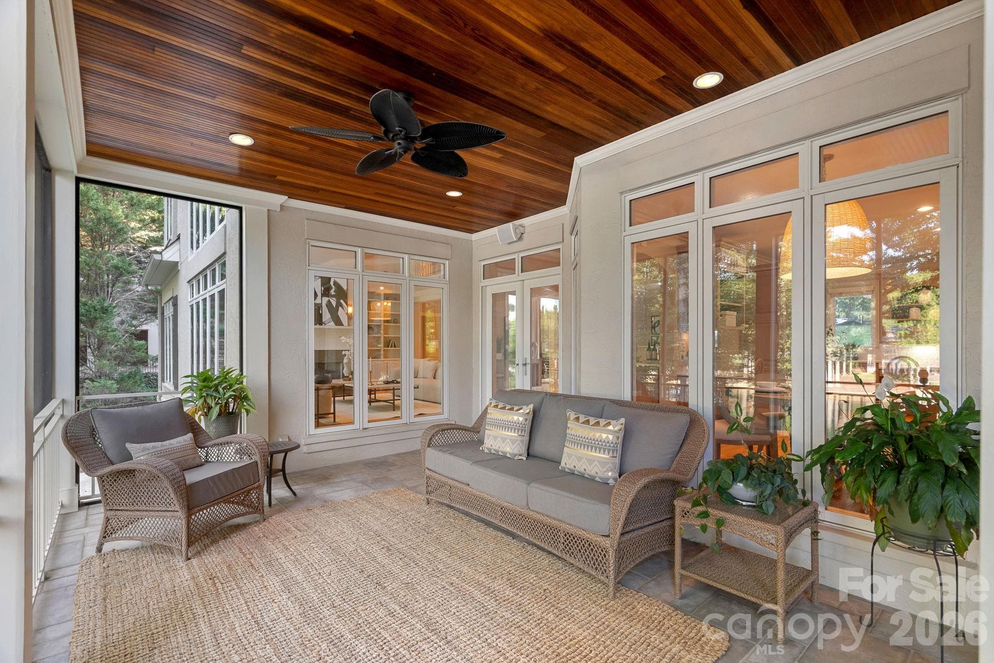 Single Family Residence at 177 Great Point Drive, Mooresville, photo 35 of 47