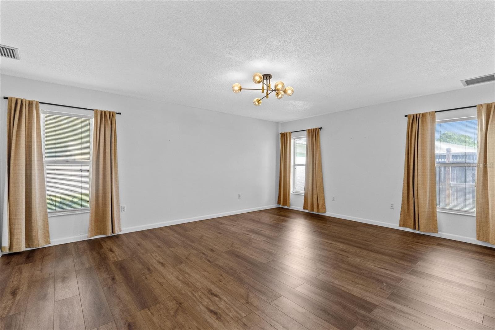 Single Family Residence at 2215 BRADFORD CT, ORLANDO, photo 20 of 36