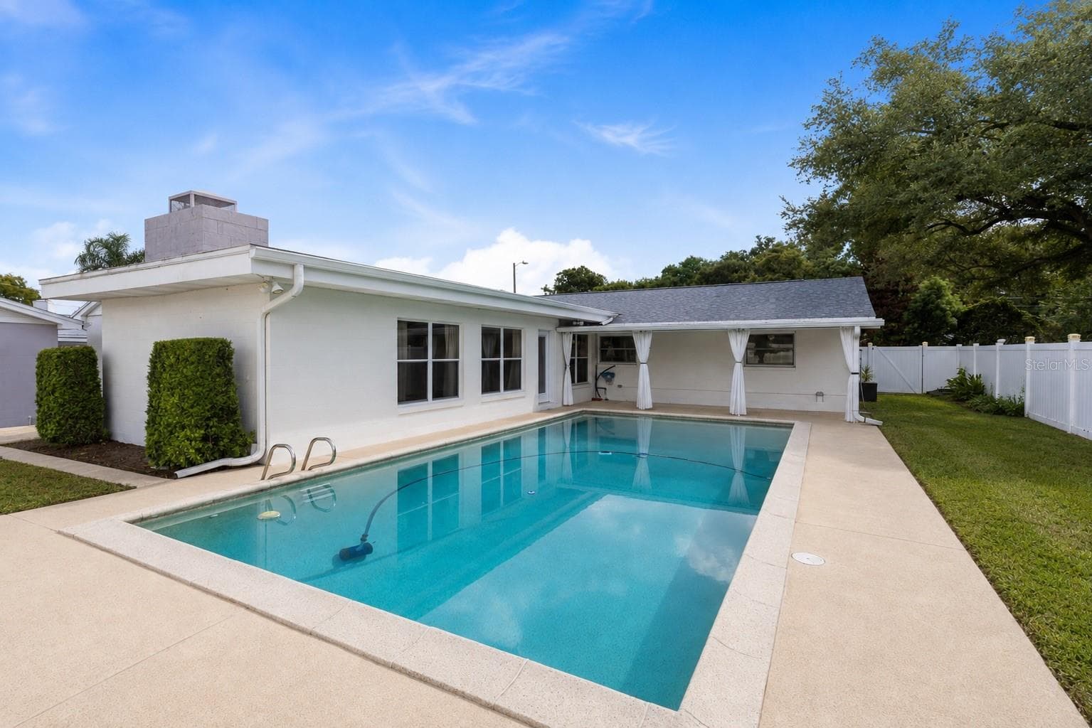 Single Family Residence at 2215 BRADFORD CT, ORLANDO, photo 29 of 36