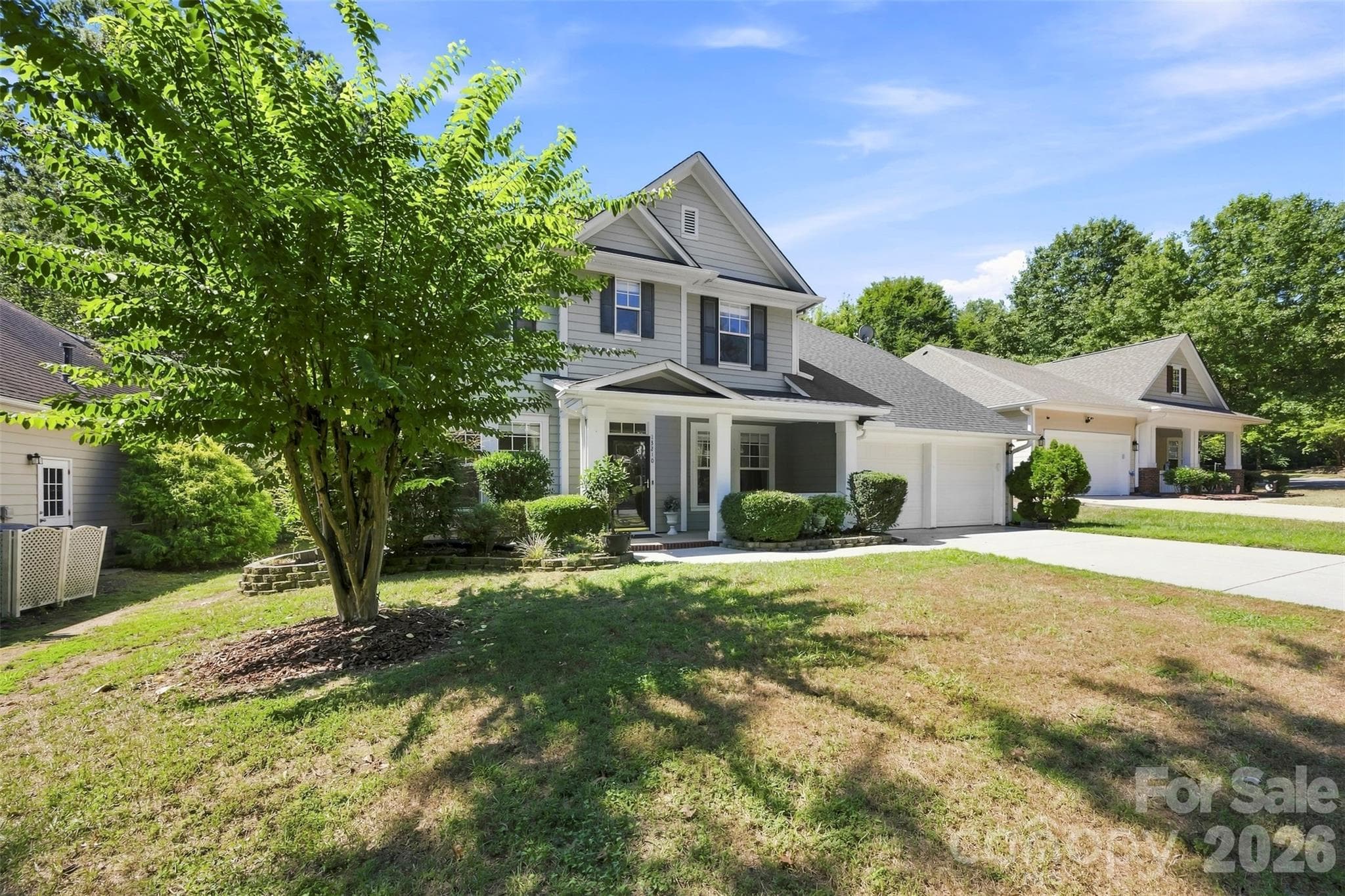 Single Family Residence at 13210 Arbor Day Court, Charlotte, photo 2 of 40
