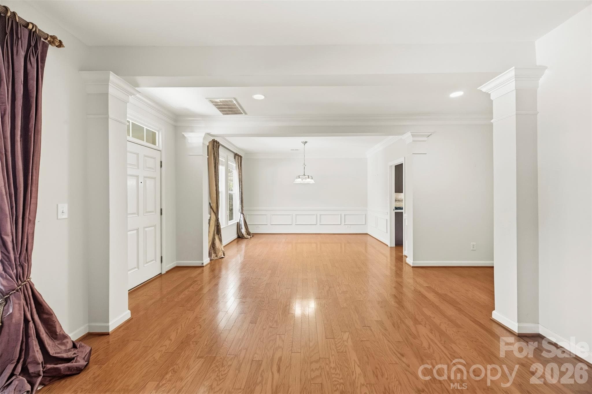 Single Family Residence at 13210 Arbor Day Court, Charlotte, photo 6 of 40