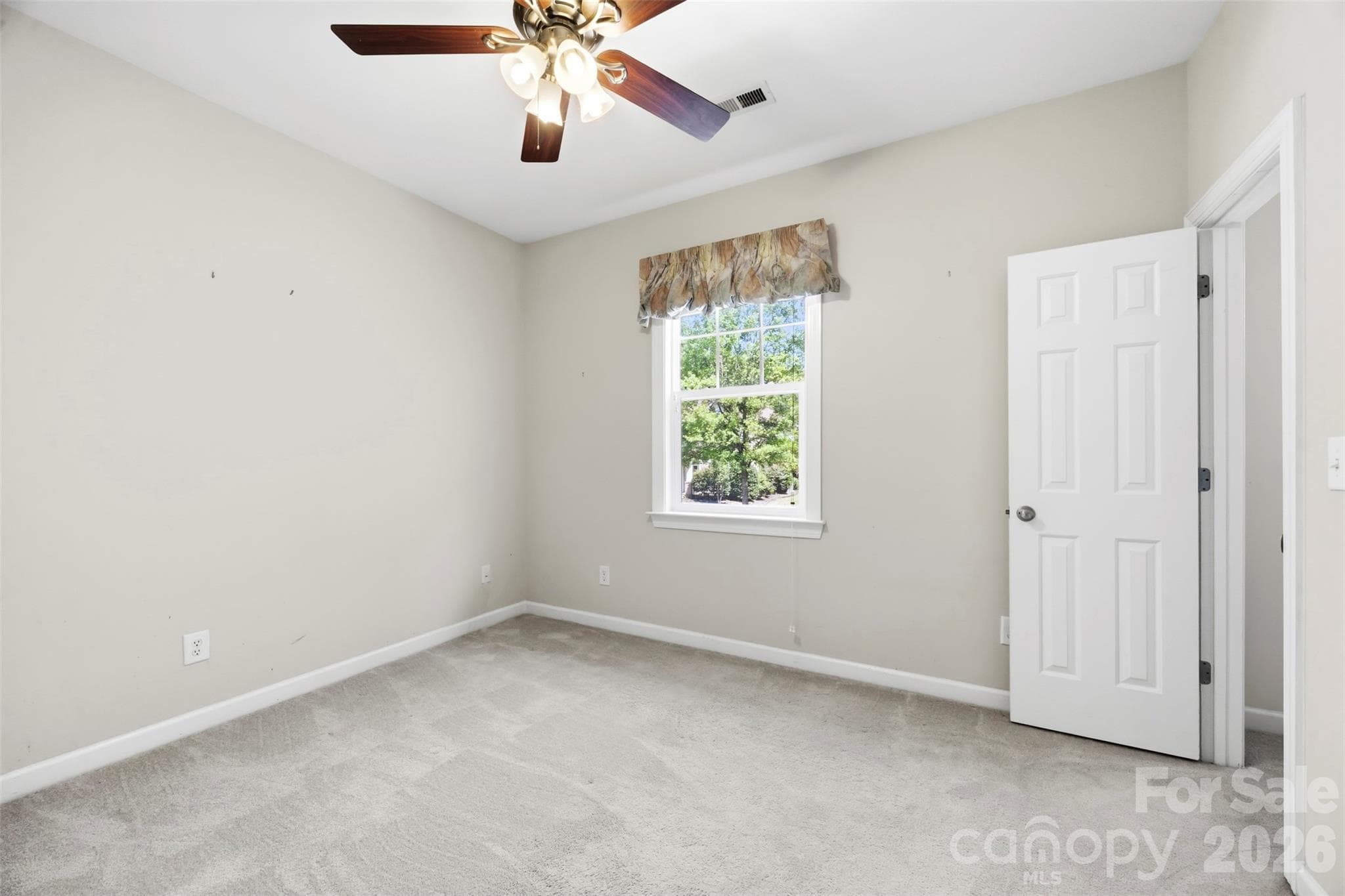 Single Family Residence at 13210 Arbor Day Court, Charlotte, photo 32 of 40