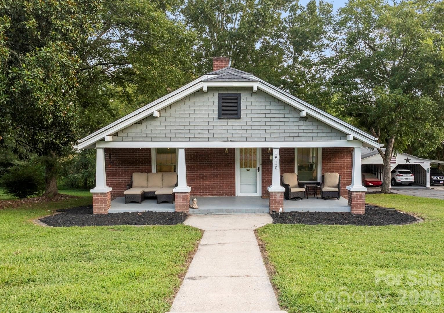 1810 Central Drive