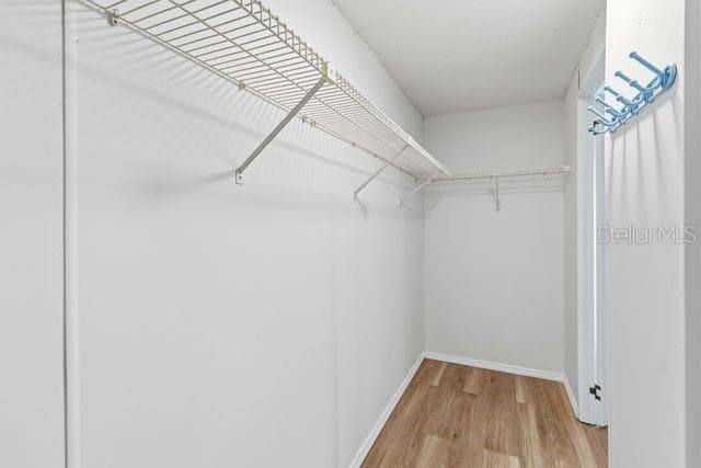 Walk-in closet - 4312 14TH ST E, ELLENTON